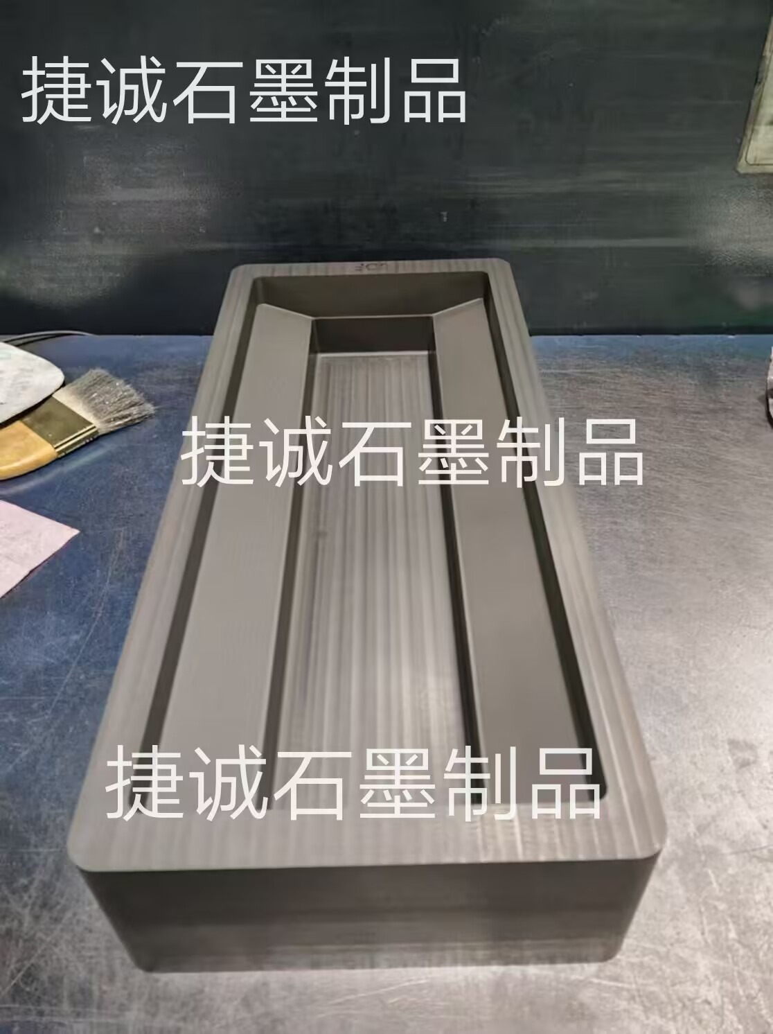 石墨油槽，鑄錠石墨油槽，高純石墨油槽，多槽石墨油槽，耐高溫石墨油槽，金銀鑄錠石墨模具，石墨油槽石墨鑄錠槽，石墨油槽生產廠家